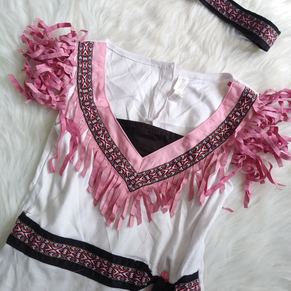 Girl's Indian Costume - Picture 6 of 11